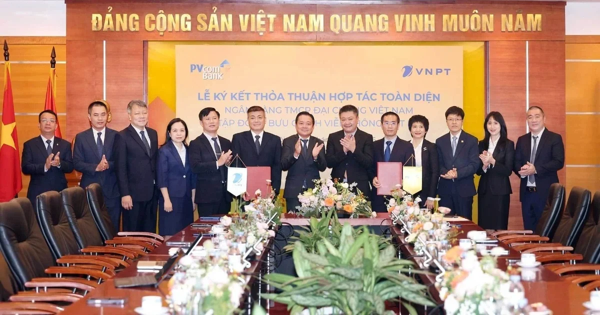 PVcomBank và VNPT bắt tay liên kết thế mạnh tài chính với công nghệ số
