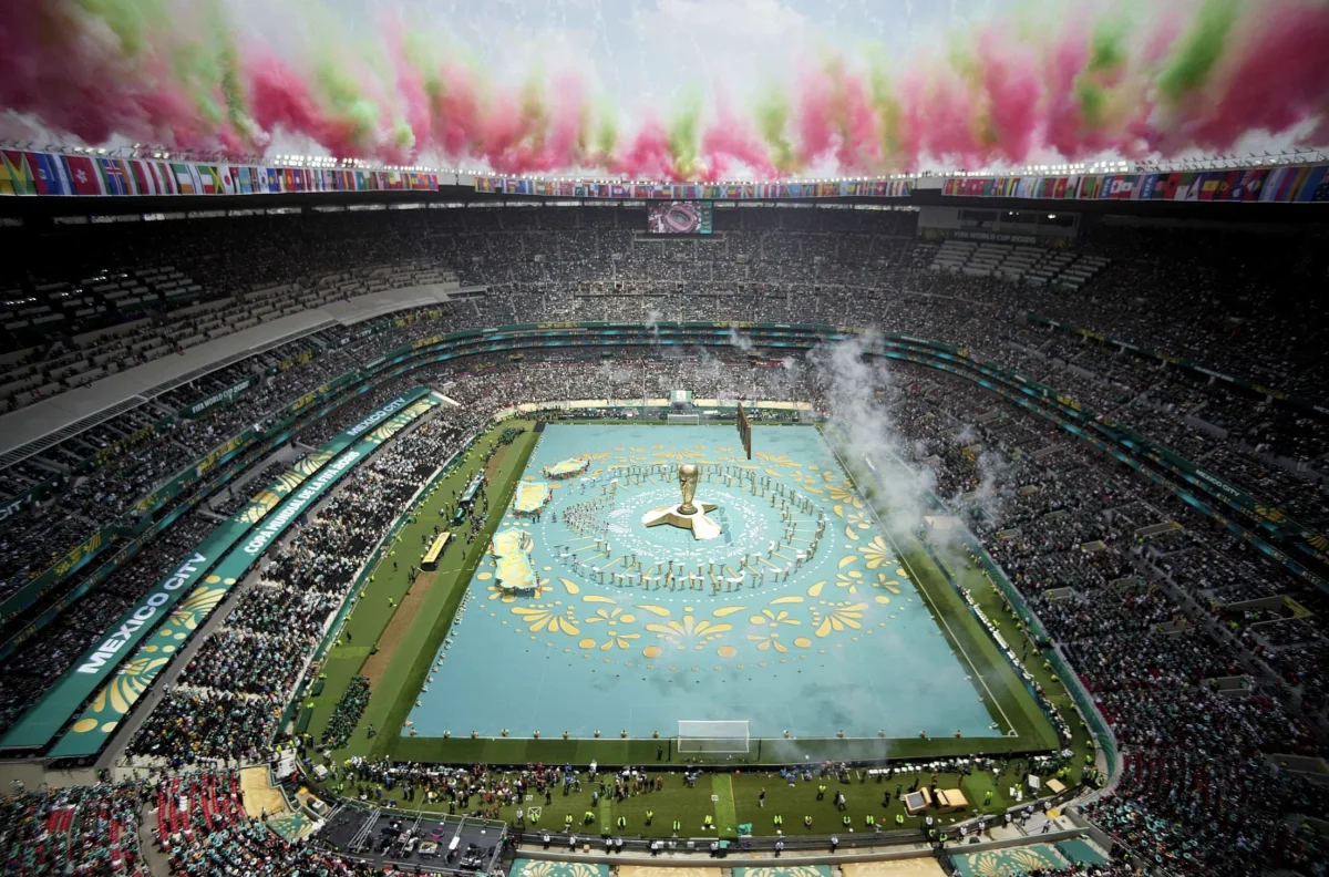 Podcast Tin tức sáng | 6h hôm nay: Mở màn World Cup 2026 ngắn gọn | Nhiều chuyến bay gặp khó khăn khi hạ cánh tại Tân Sơn Nhất