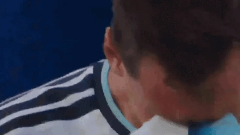 Messi bật khóc sau pha lập công tại World Cup 2026