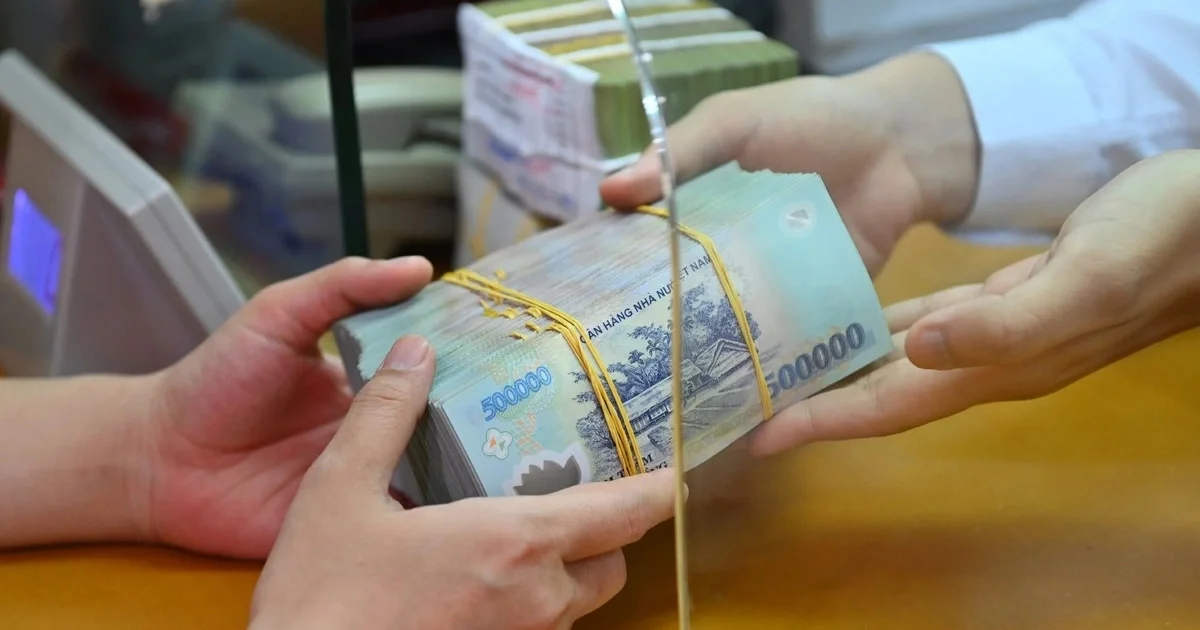 Các doanh nghiệp đang rút tiền mạnh khỏi ngân hàng?