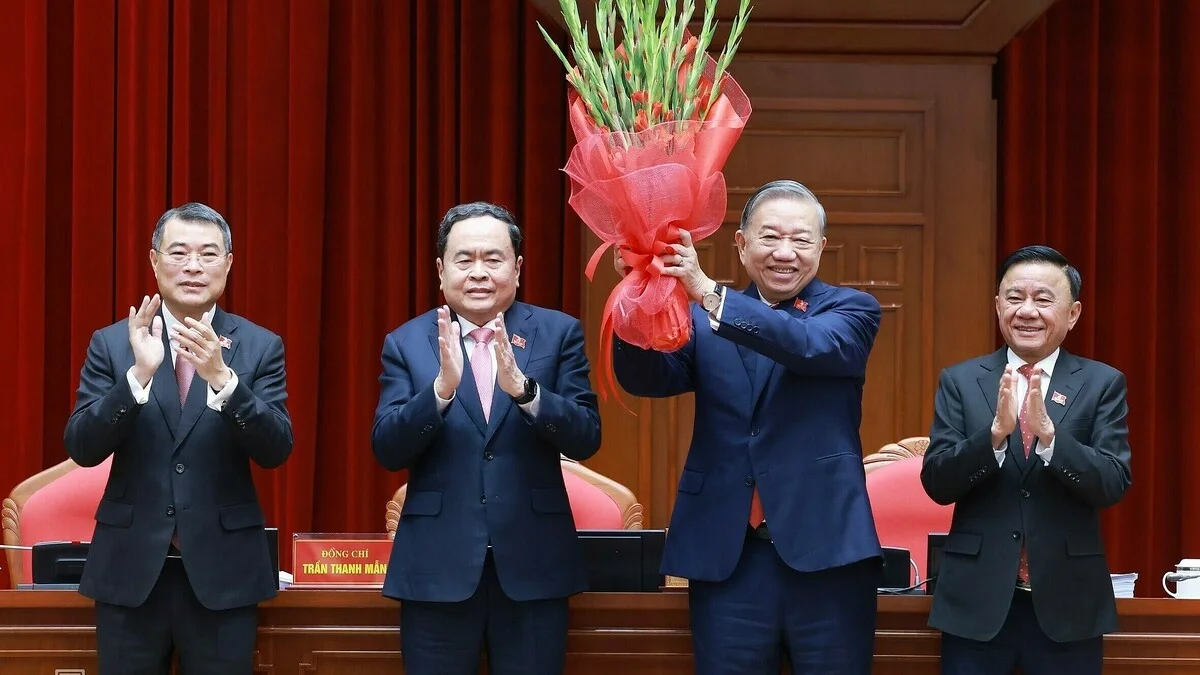 Ban hành chính sách chăm sóc sức khỏe mới cho lãnh đạo cấp cao