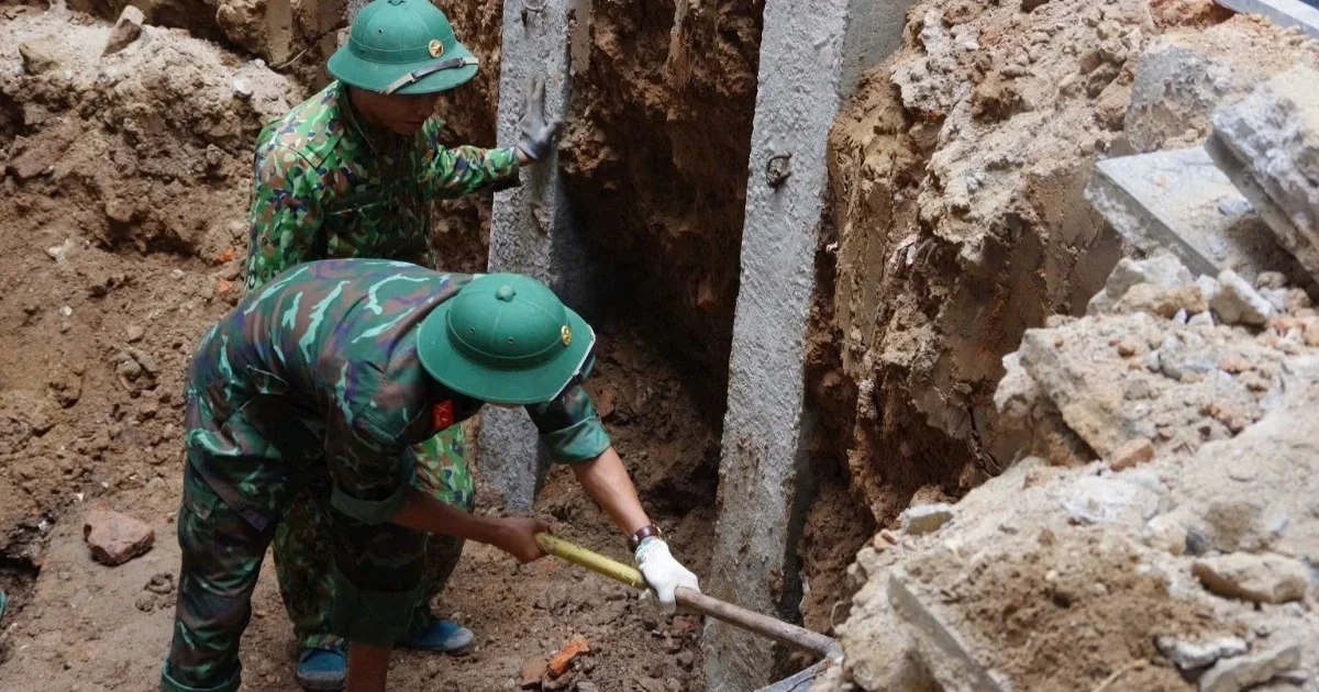 Tìm thấy 4 hài cốt liệt sỹ trong khuôn viên bệnh viện: Mở rộng phạm vi tìm kiếm