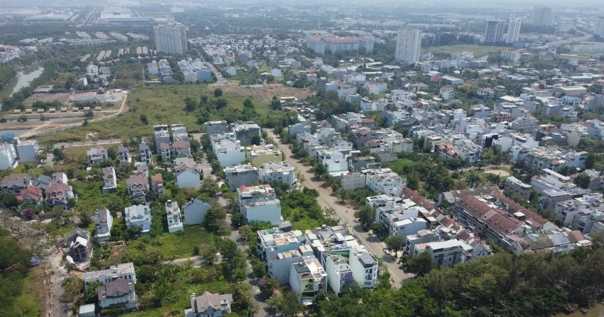 Đất nền có còn là "mỏ vàng" sinh lời cho nhà đầu tư?