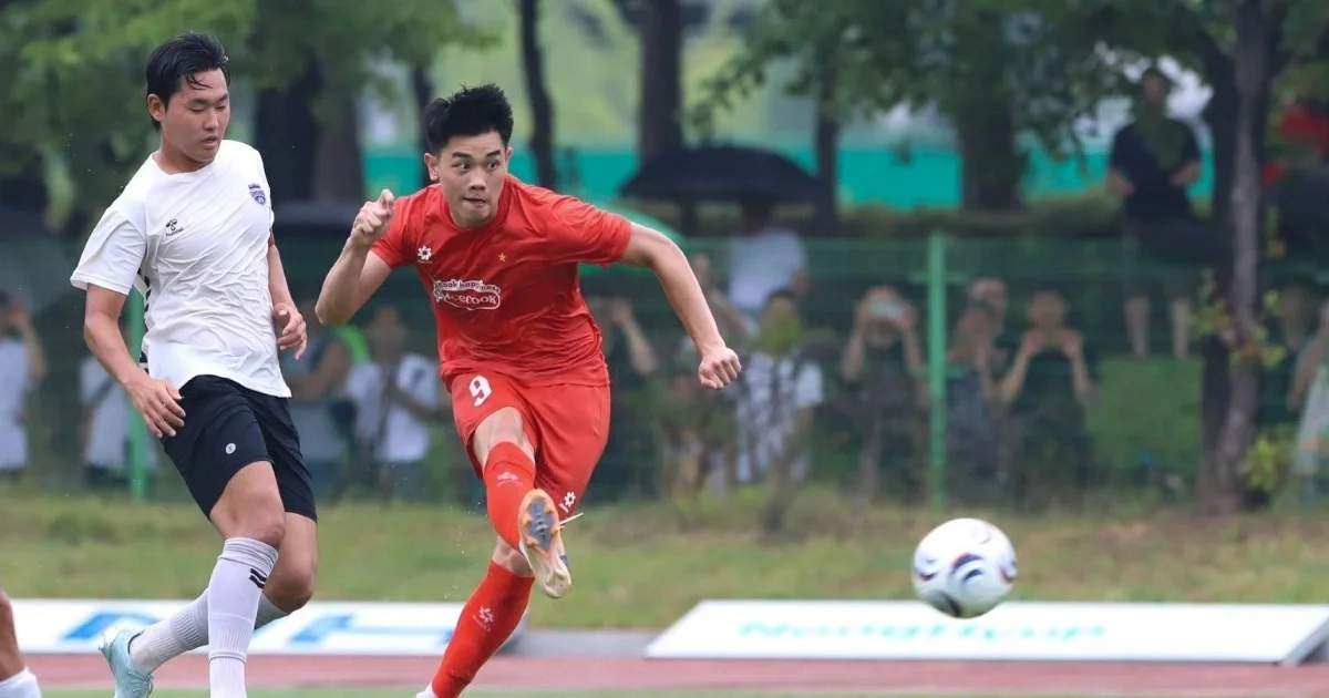 Tuyển Việt Nam hủy diệt đội bóng Hàn Quốc với tỷ số 6-0