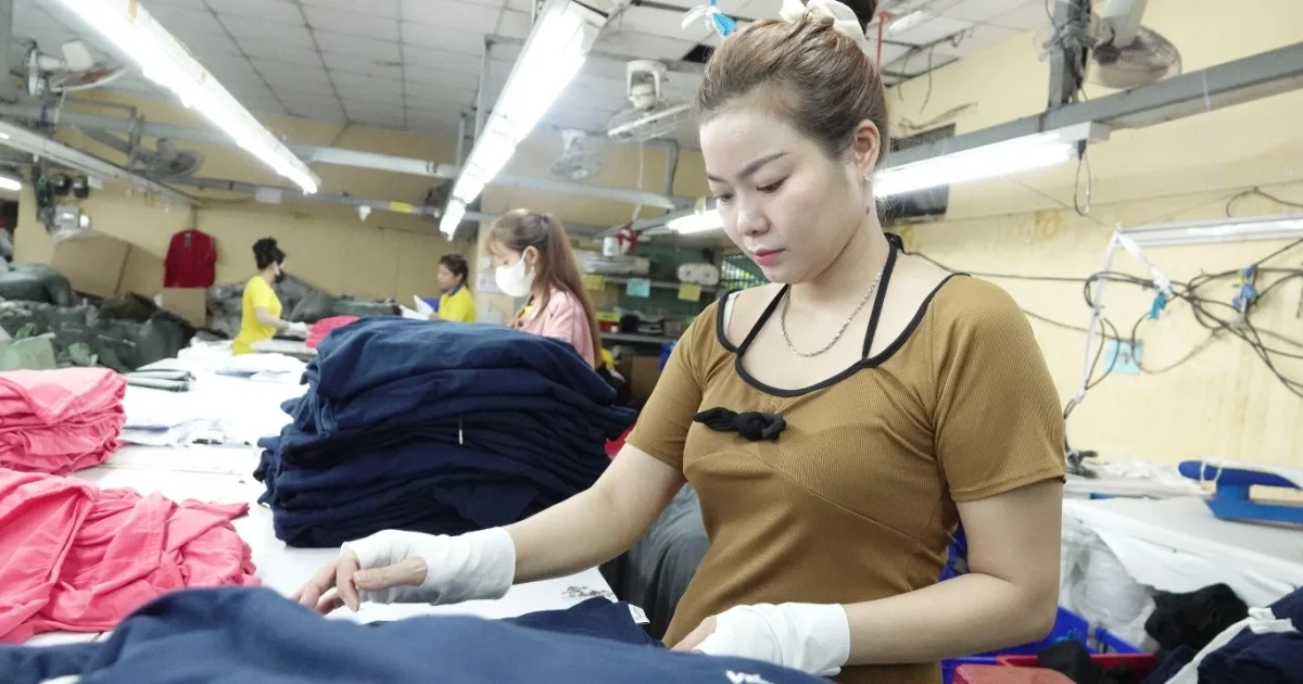 Chính thức không tính thuế thu nhập cá nhân cho khoản lương tăng ca, làm đêm