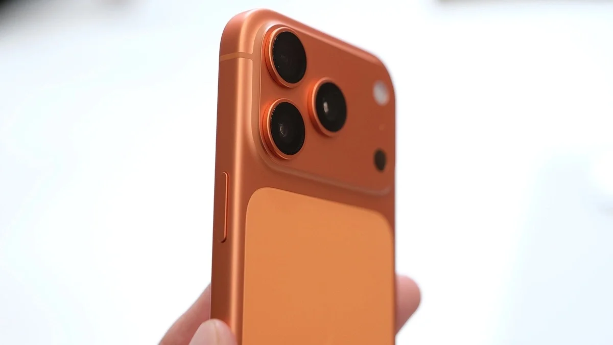 Tăng trưởng ấn tượng của iPhone 17 đưa Apple chạm mốc thị phần chưa từng có