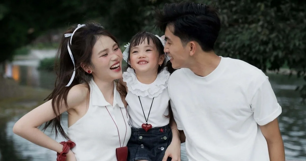 Cảm động nam thanh niên 20 tuổi xin phép mẹ kết hôn để cùng bạn gái chăm mẹ bị ung thư