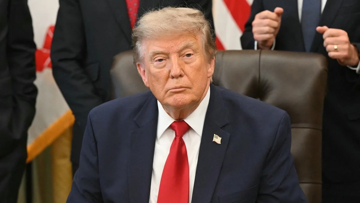 Tổng thống Trump ráo riết khôi phục các rào cản thuế quan